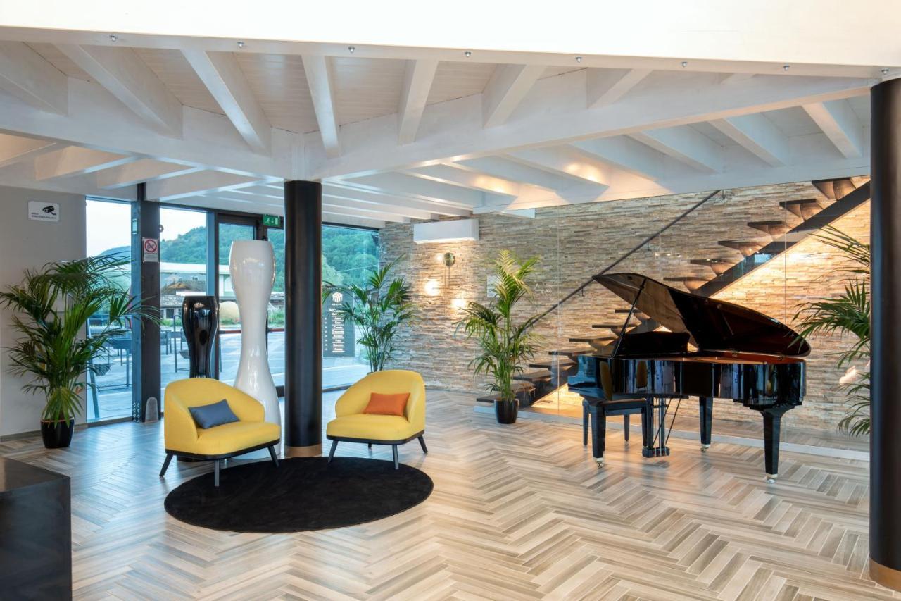 Hotel Della Piana Avezzano Luaran gambar